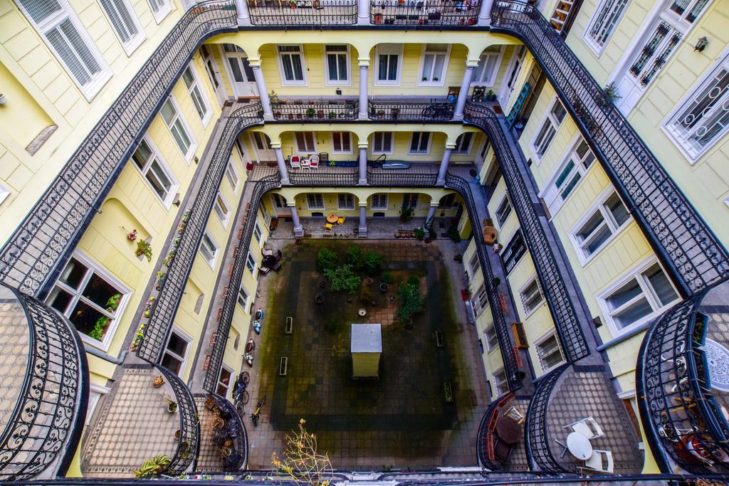 K89 Designer Studio Budapest Ngoại thất bức ảnh